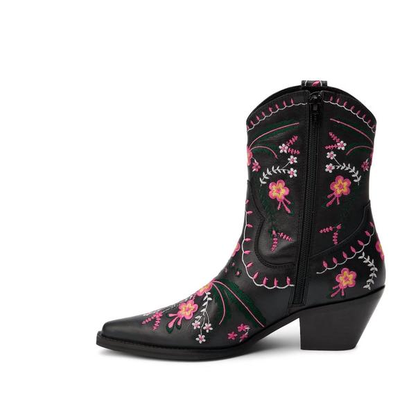 NEW MATISSE women's amber western bootie in black - Picture 3 of 4